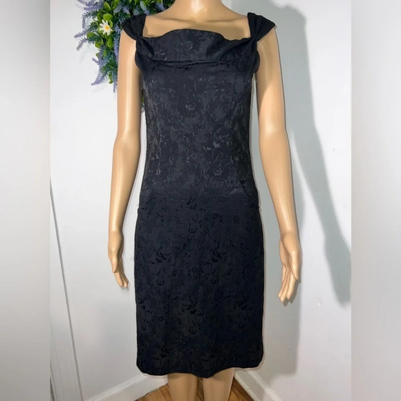 Notice, 6, black lace overlay cocktail dress ruched neckline, square back, zip - Picture 1 of 10